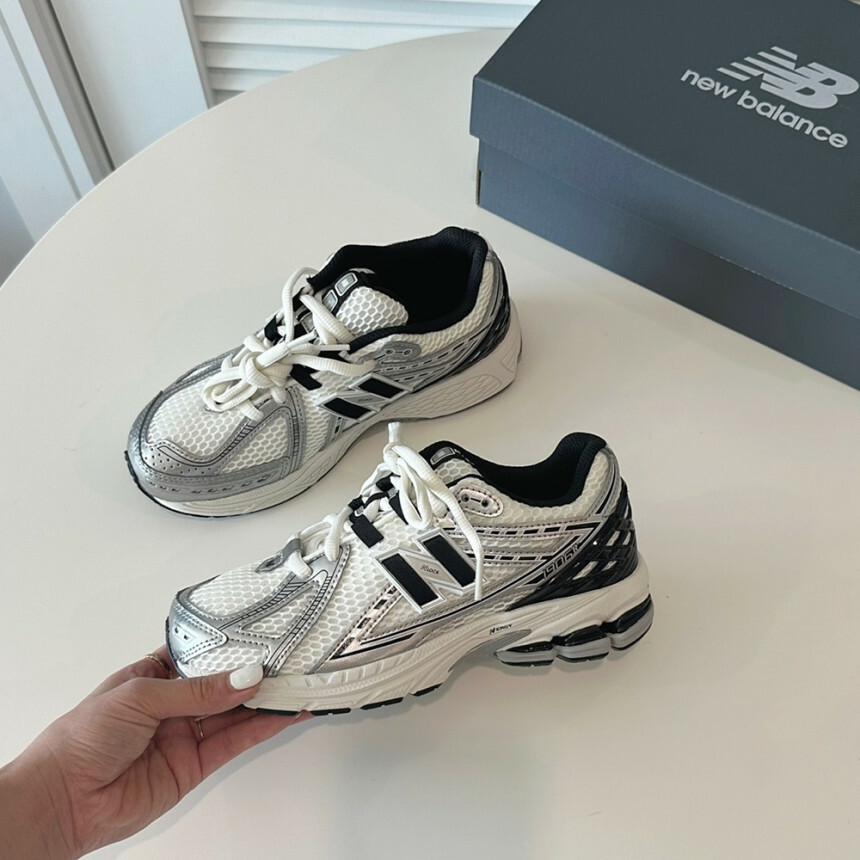 New Balance NB 1906R 金屬灰銀 奶油黑銀 IU同款 黑色 銀色 奶油白 M1906RER/預購