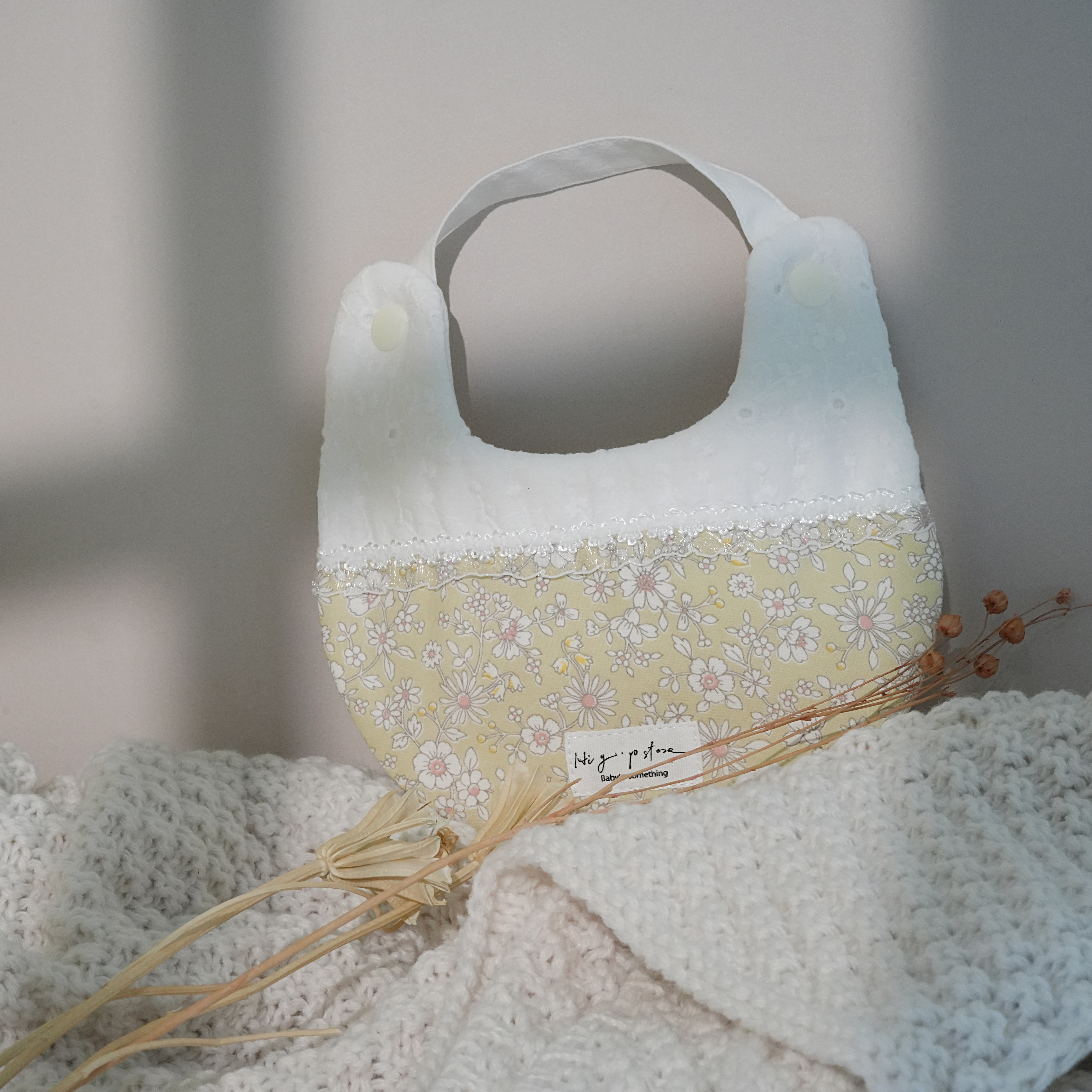 Hi Y.P store-手作圍兜-淡雅花藤