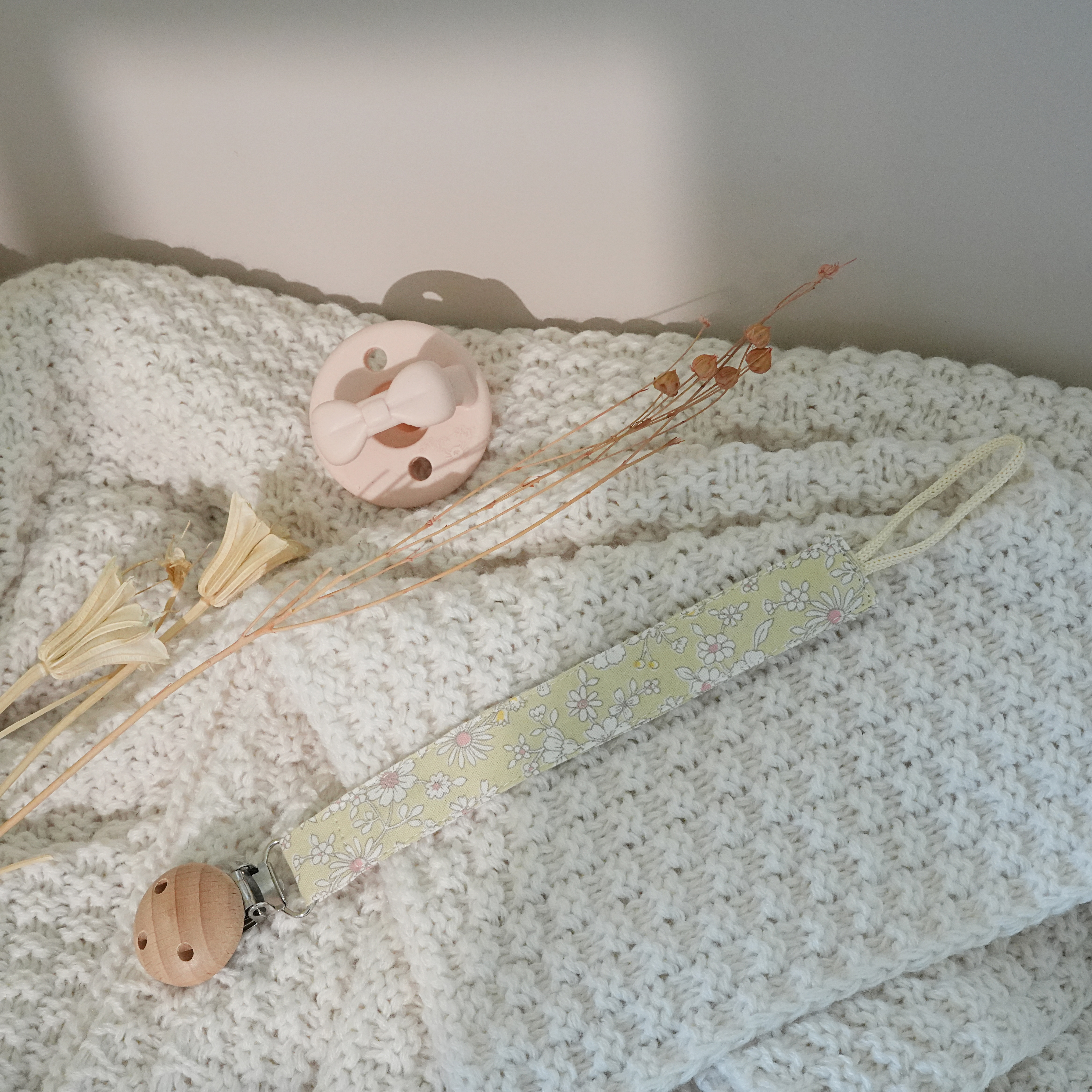 Hi Y.P store-櫸木夾-淡雅花藤