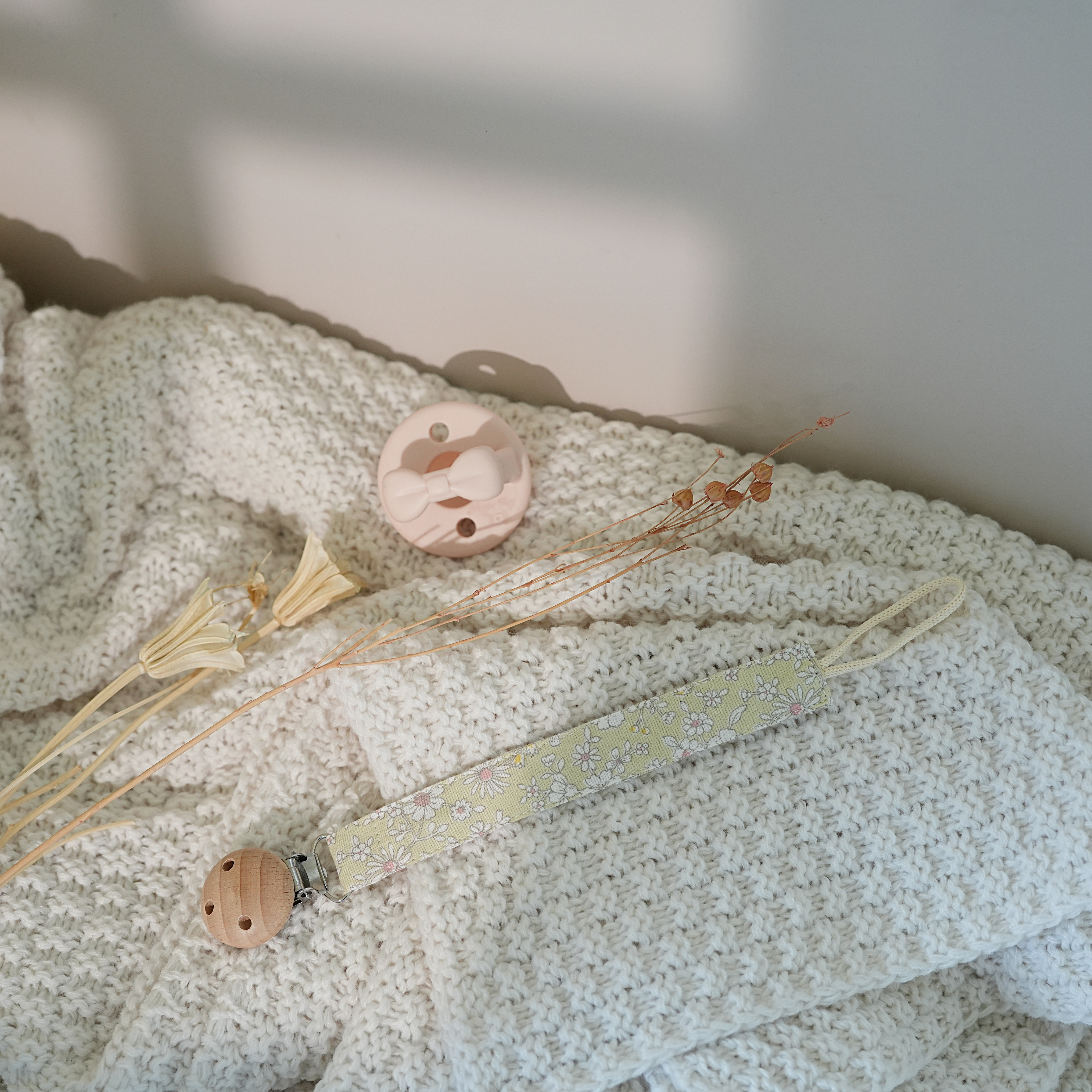 Hi Y.P store-櫸木夾-淡雅花藤