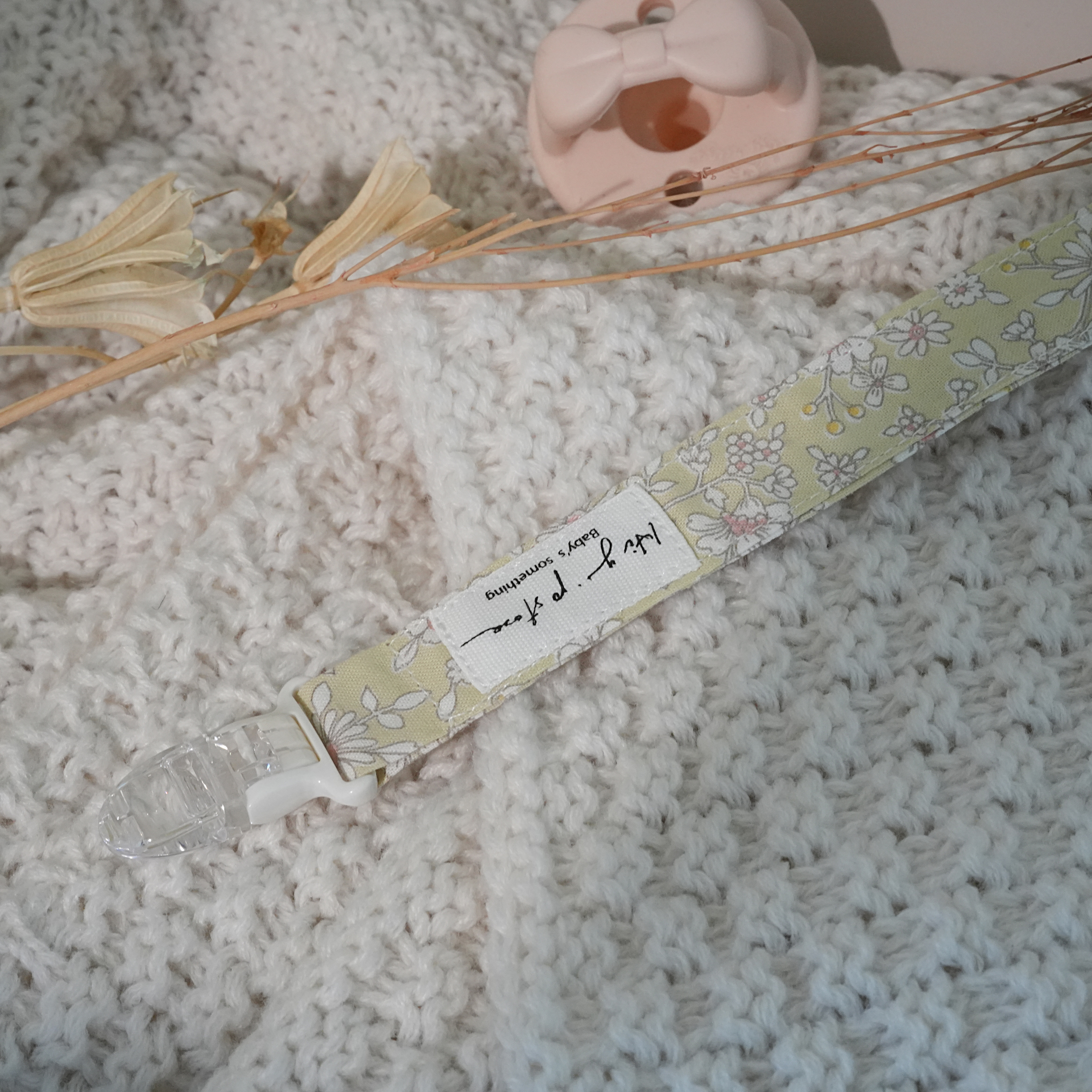 Hi Y.P store-鱷魚夾-淡雅花藤