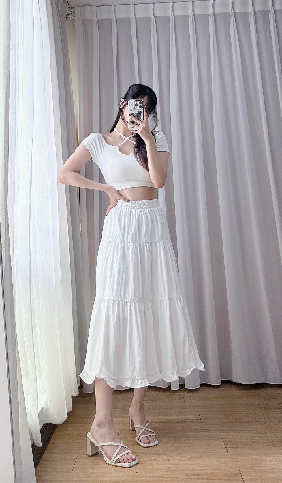 鬆緊腰下擺荷葉蛋糕裙