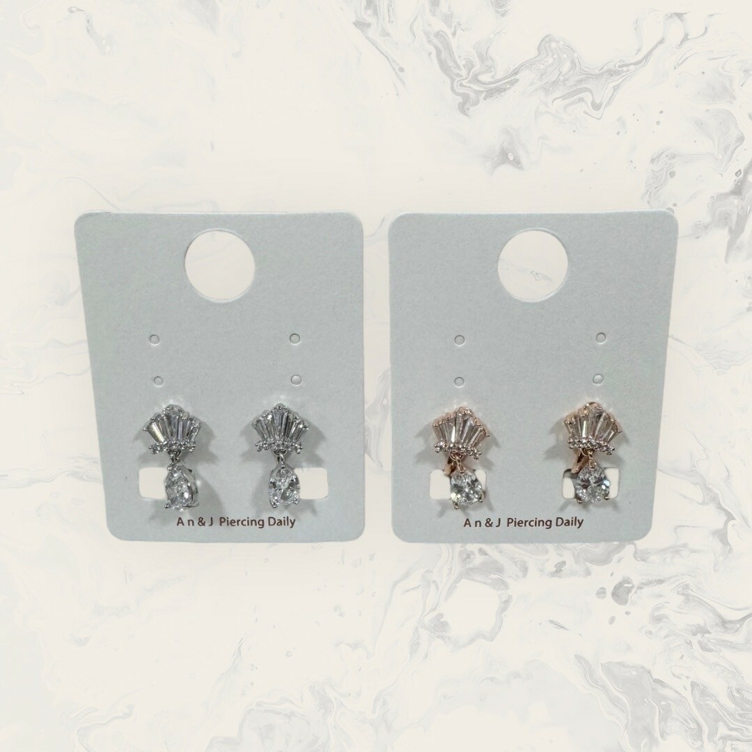 韓國直送-夾式 排列梯鋯皇冠吊水滴鋯 鍍14K