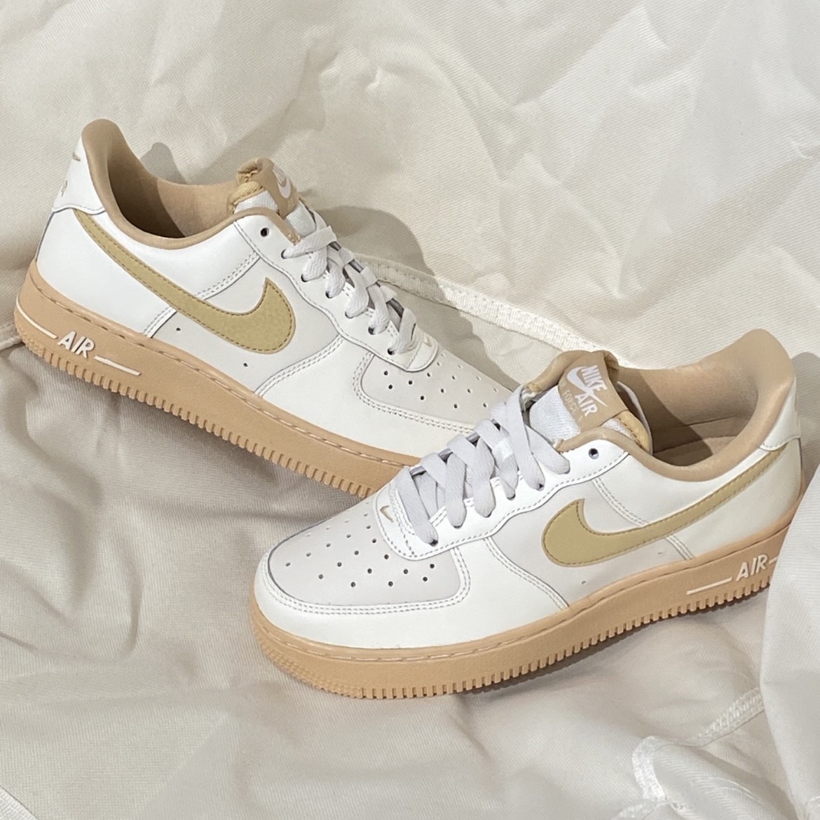 Nike Air Force 1 烘焙拿鐵 女鞋 白褐 日本限定