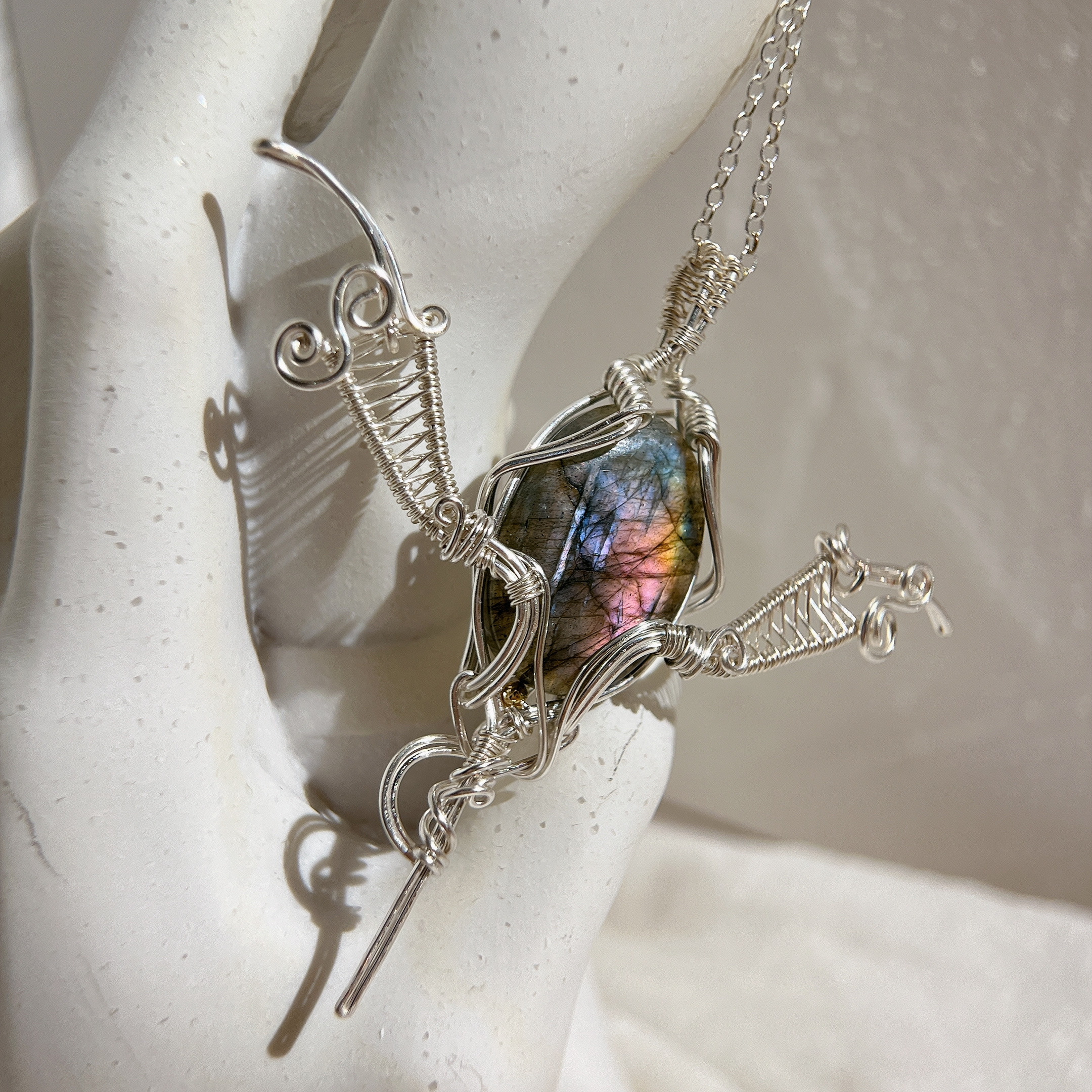 綺玥．彩虹拉長石