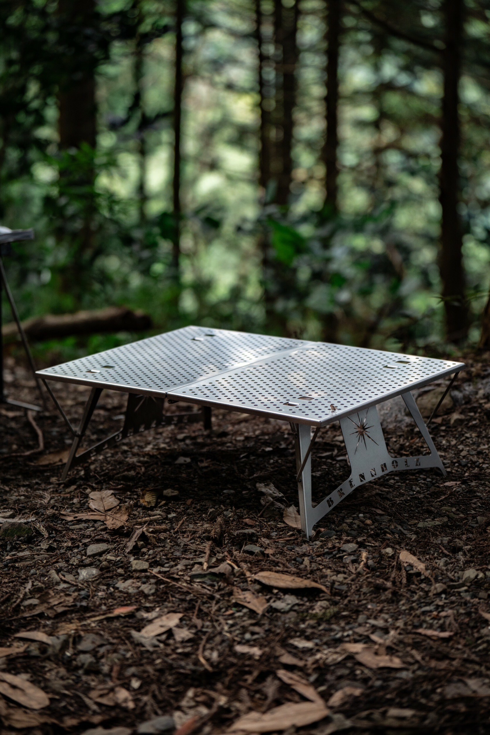 BRENNHOLZ|Iron Wing Table 鐵翼桌|銀色新款