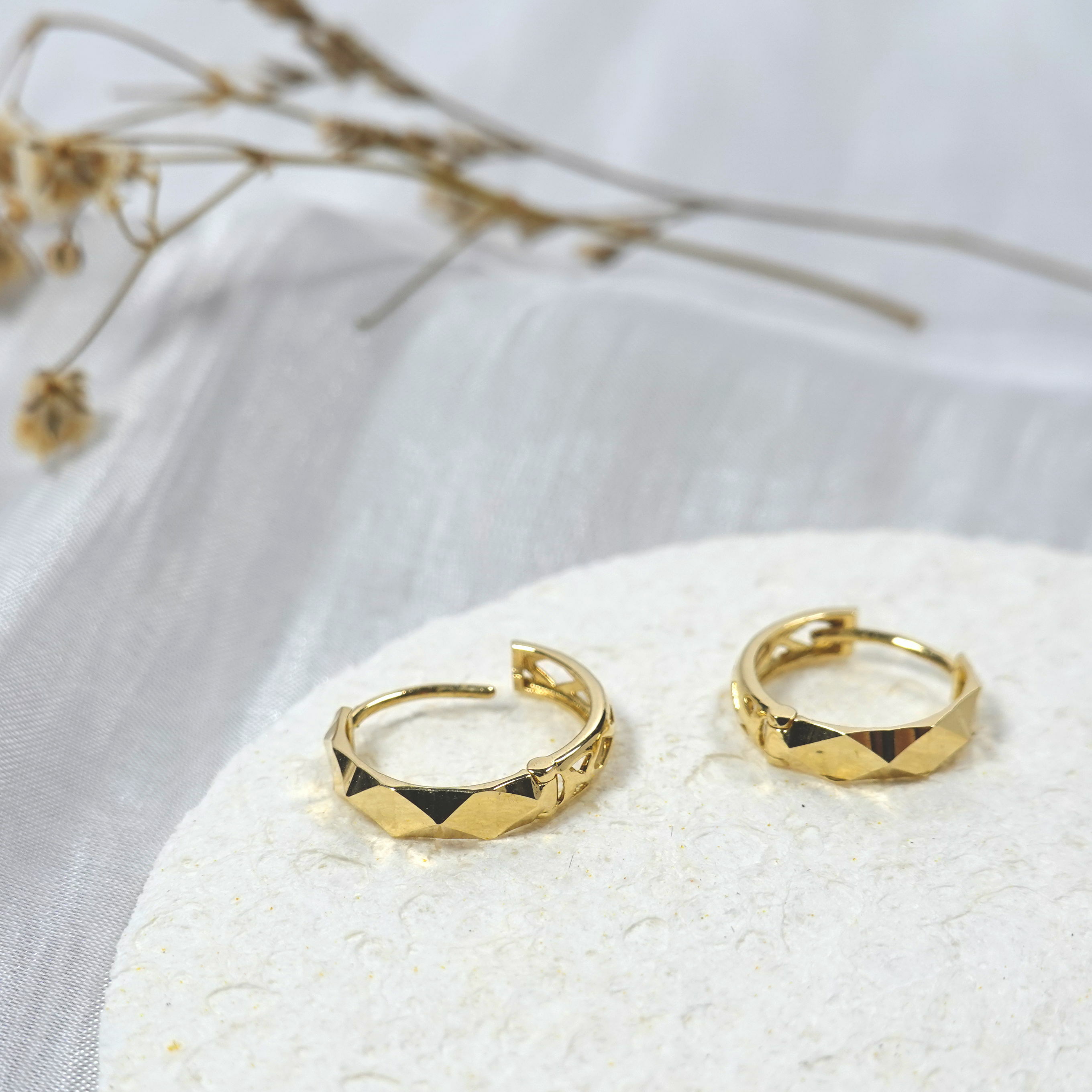 光彩刻面：14K金刻面耳環