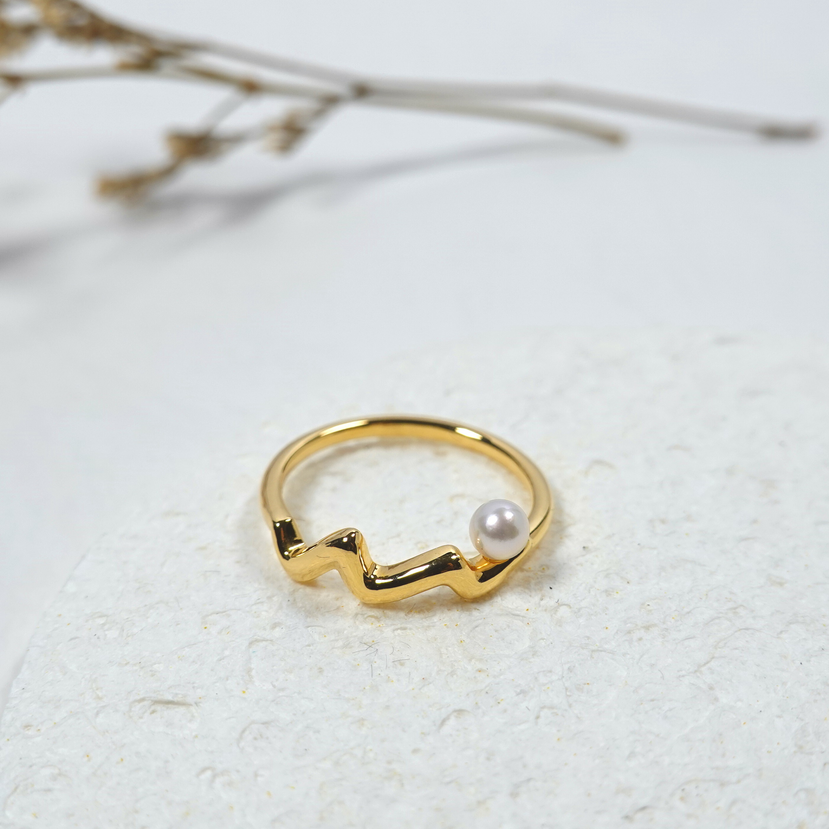 Signature M珍珠戒指
