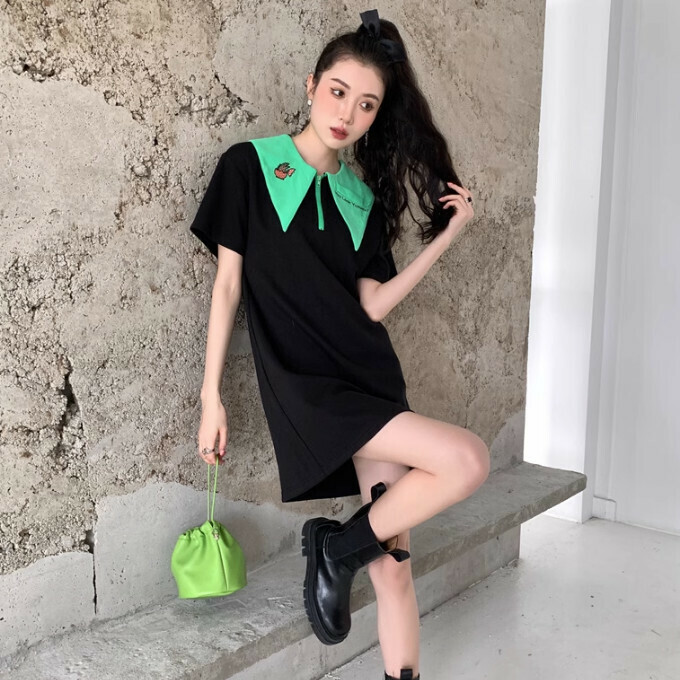 Hot selling contrasting color loose mid-length dress (black) (S-L size) (contact customer service after placing the order to confirm the delivery size)