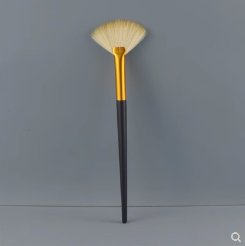 Hot Selling [1 Pack] Highlight Brush (Navy Blue Fan Shape)