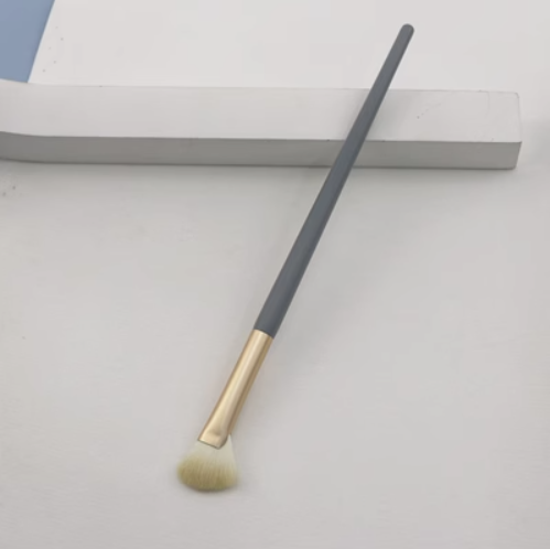 Popular half-fan shaped nose shadow brush makeup brush (blue)