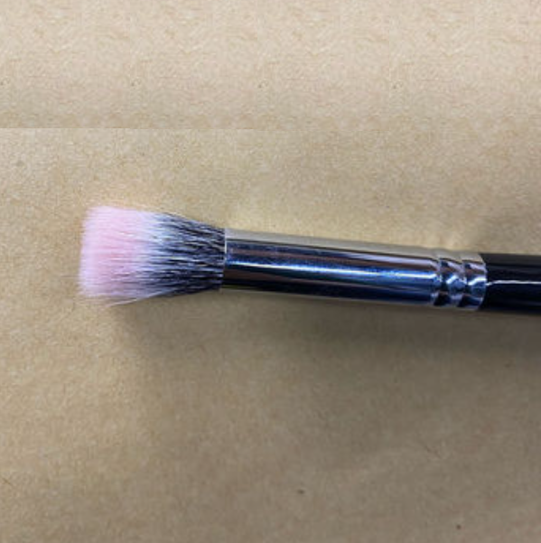 Hot recommended stippling brush (1 small stippling blush brush)