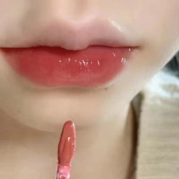 熱推鏡光唇釉(暗黑系01#黧黑少女【溫柔】1支)