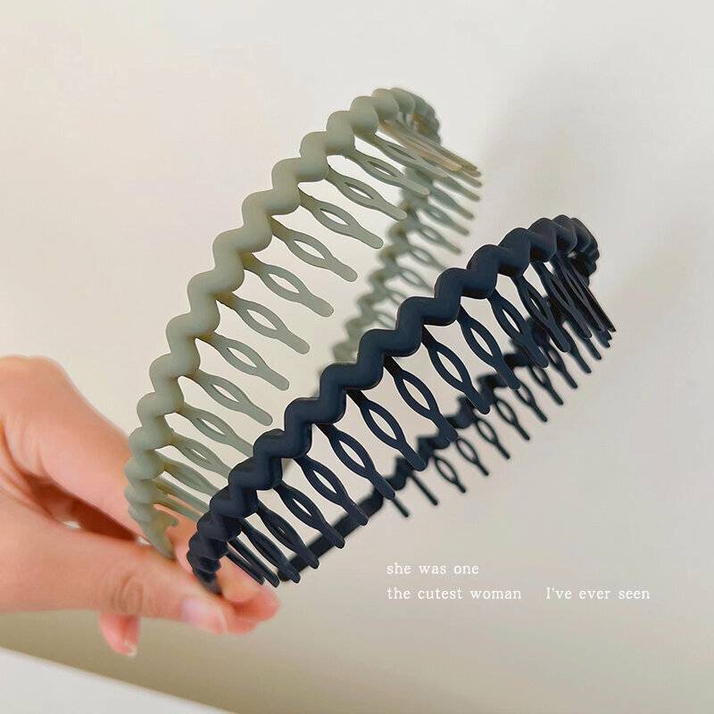Hot recommended fashionable headband (green + black)