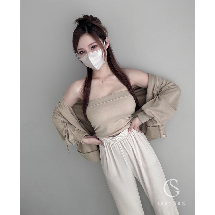 G9443 現貨「冰塊平口美胸BAR TOP」