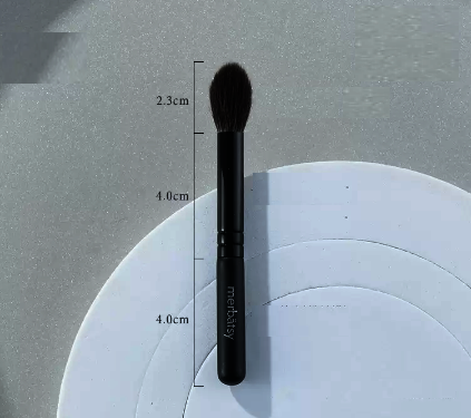 新款眼影刷（黑色毛單支眼影刷）