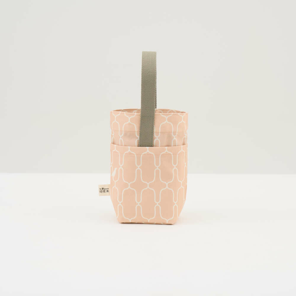 Everyday Small Bag/Old Iron Window Frame No. 5/Coral Reef