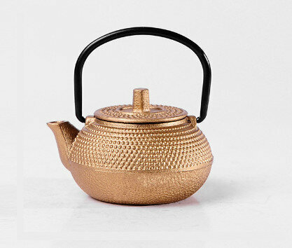 熱推迷你鐵壺(規格:壺寬約7.2cm，壺口直徑約3.6cm，帶柄高約7cm，底徑約4.3cm，壺身高約3.8cm(金色A號)