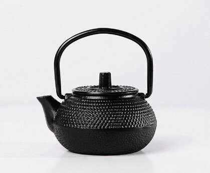 熱推迷你鐵壺(規格:壺寬約7.2cm，壺口直徑約3.6cm，帶柄高約7cm，底徑約4.3cm，壺身高約3.8cm(黑色A號)