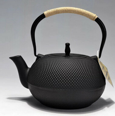 Hot push iron teapot (specification: small particles 1.8L)