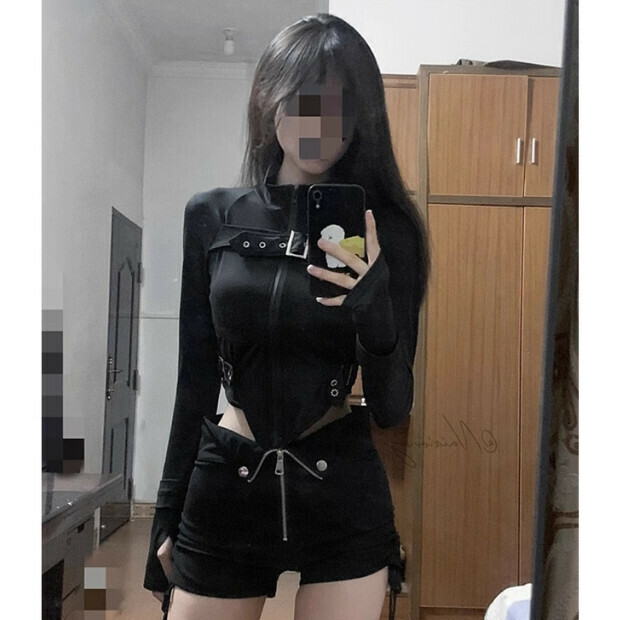 Hot Selling Sexy Short Top [Black Top] Sizes [S-XL] [Please contact customer service to confirm the delivery size after placing the order]