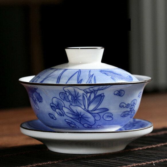 Popular white porcelain large tureen teacup (Pisces Playing Lotus) [Size: length 8cm*height 10.2cm, capacity 150ml]