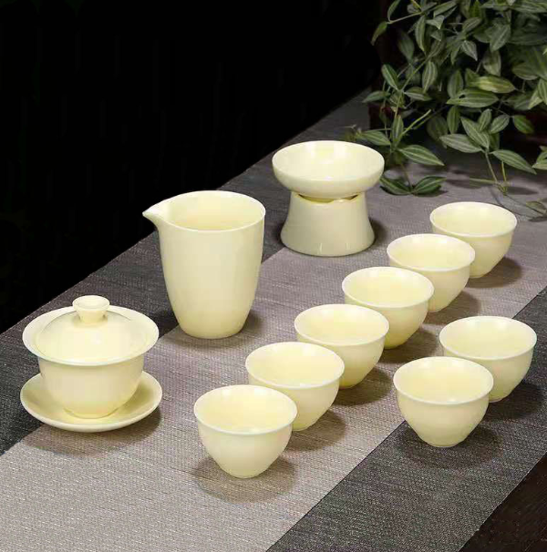 爆款功夫茶具套裝(寶石黃將軍杯禮盒裝)
