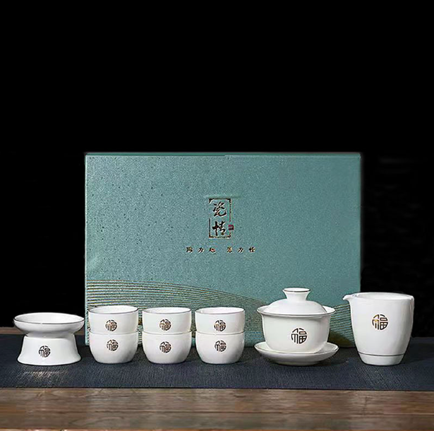熱賣功夫茶具(羊脂玉直口杯福字)