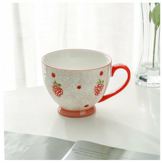 Hot selling hand-painted ceramic coffee cup mug [strawberry hand-painted cup, single cup] (capacity 401-500ml)