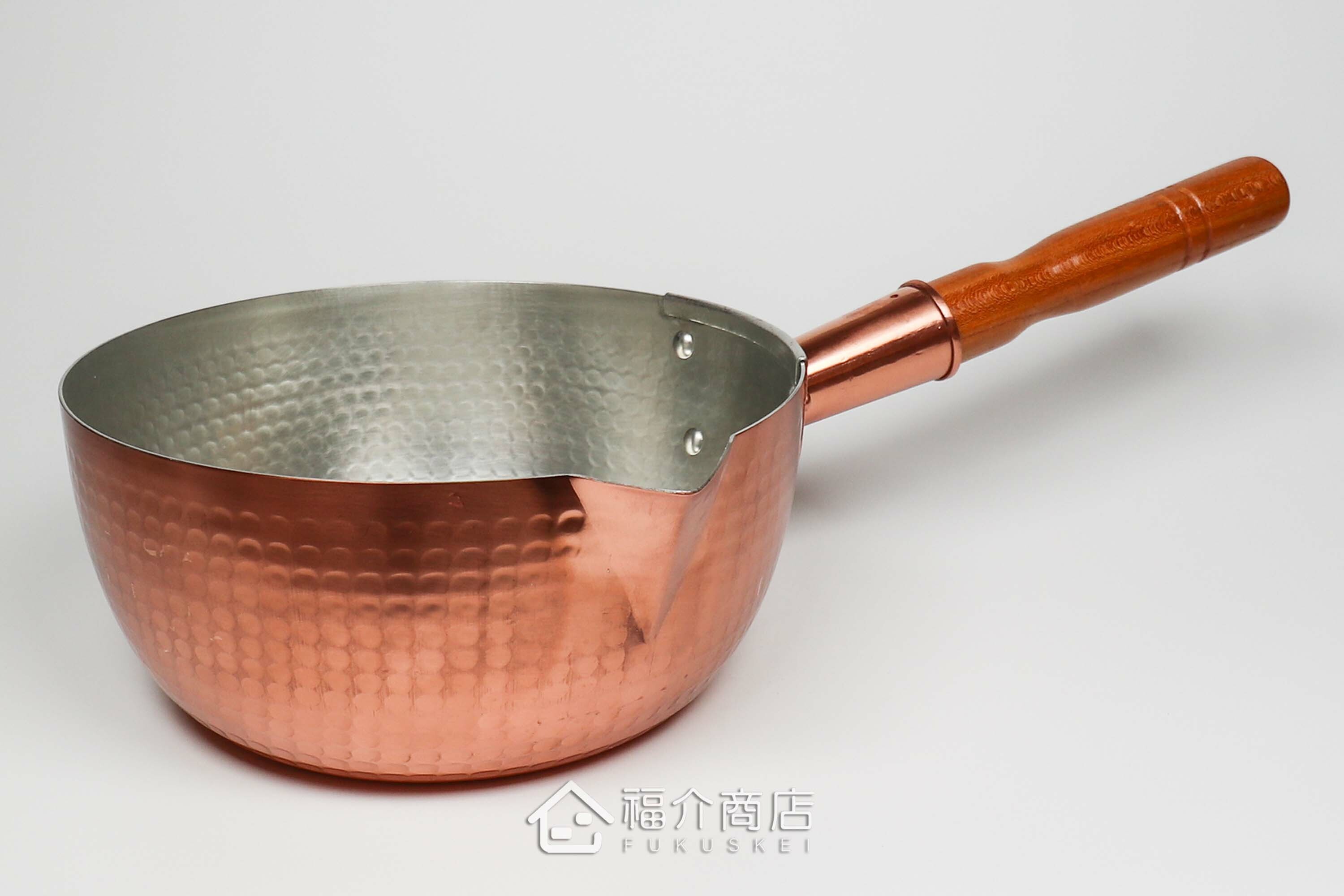 煮菜用的有鍋嘴設計銅製雪平鍋