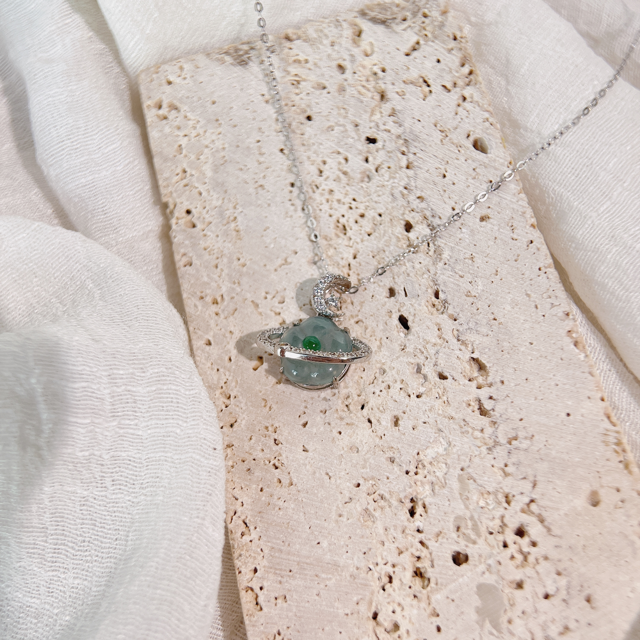 翡翠．藍水土星小花