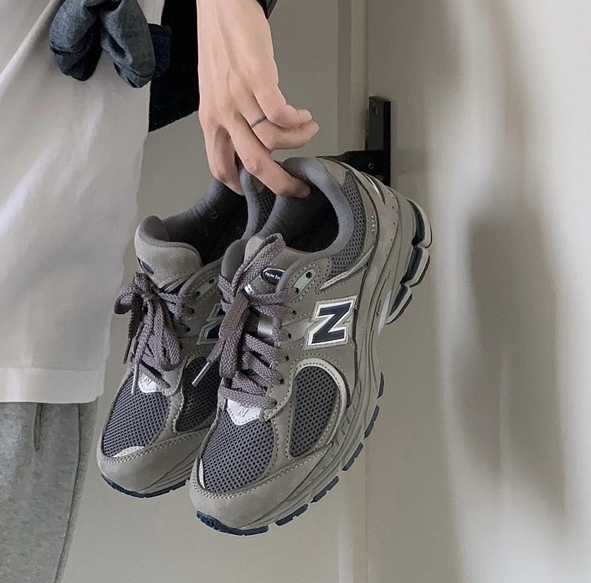 <官網限定> New Balance 2002R 深灰綠 (ML2002RA)