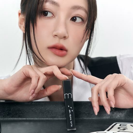 Romand x INAPSQUARE Blur Fudge Tint