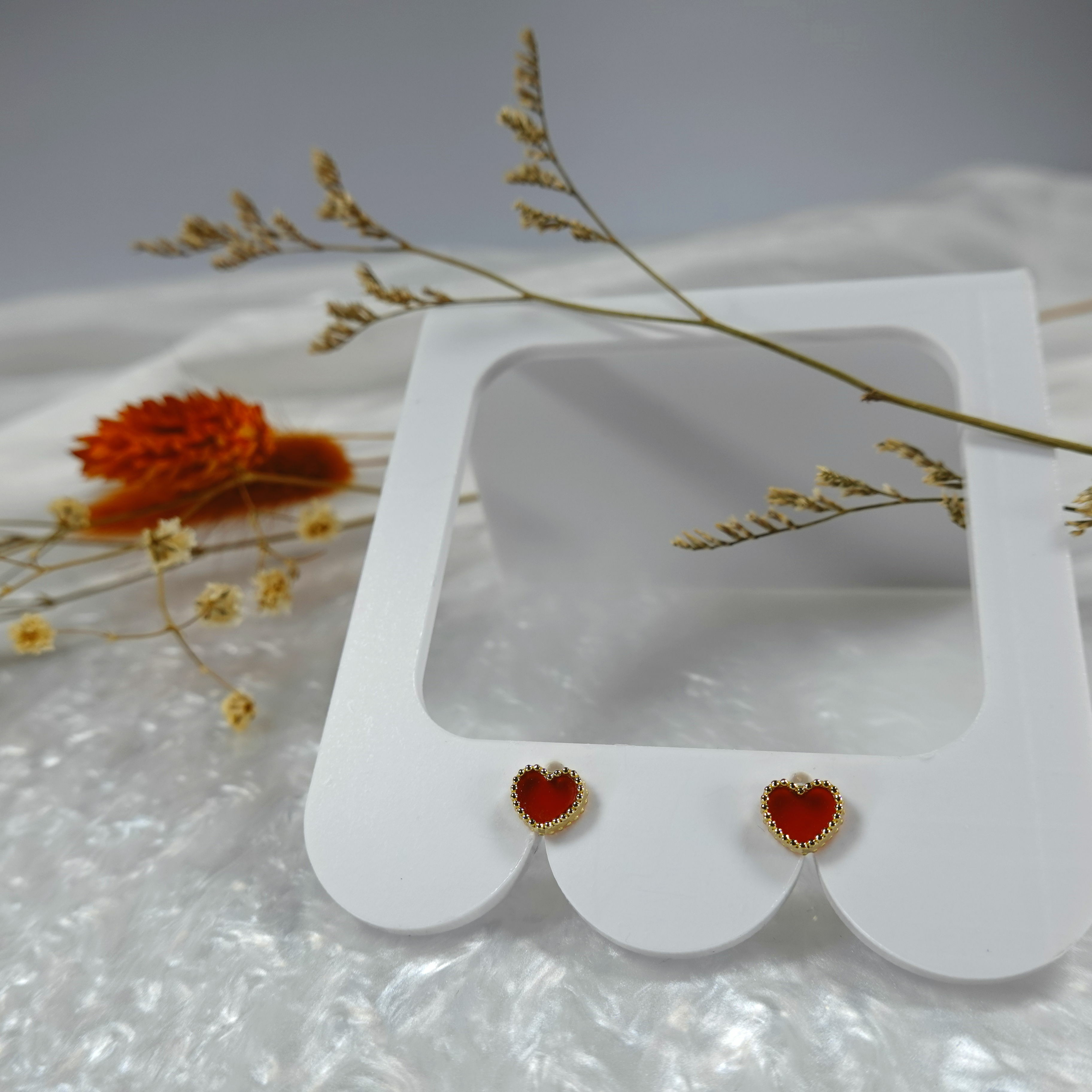 熱情紅心琺瑯耳環
