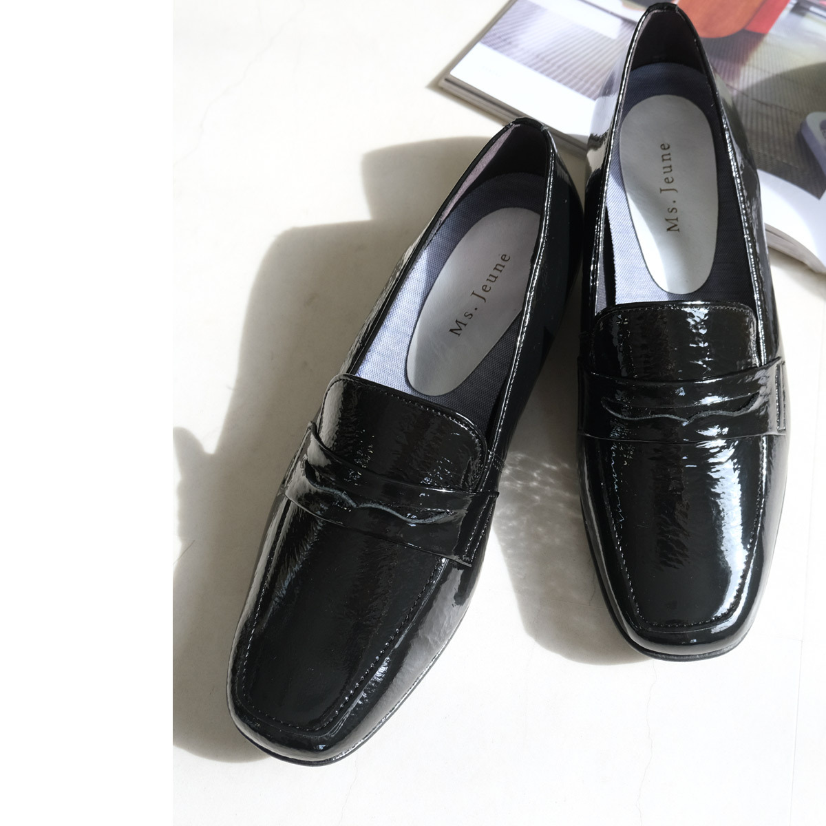 Ms. Jeune 日本真皮女用輕盈舒適樂福鞋 女鞋