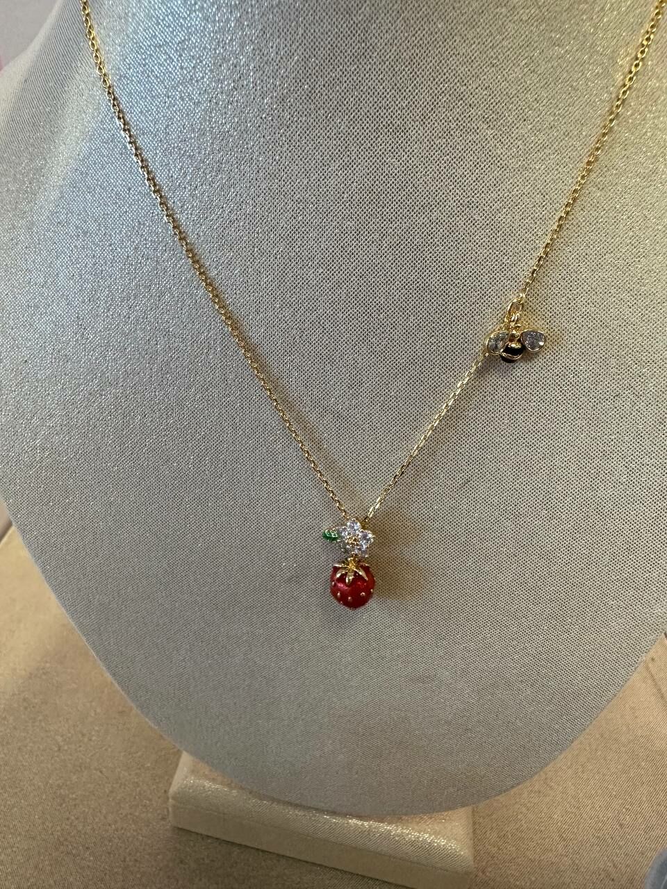 [S] KATE SPADE KH262 STRAWBERRY FIELD MINI STRAWBERRY PENDANT,RED MULTI, 196021477409 (SKS1135)