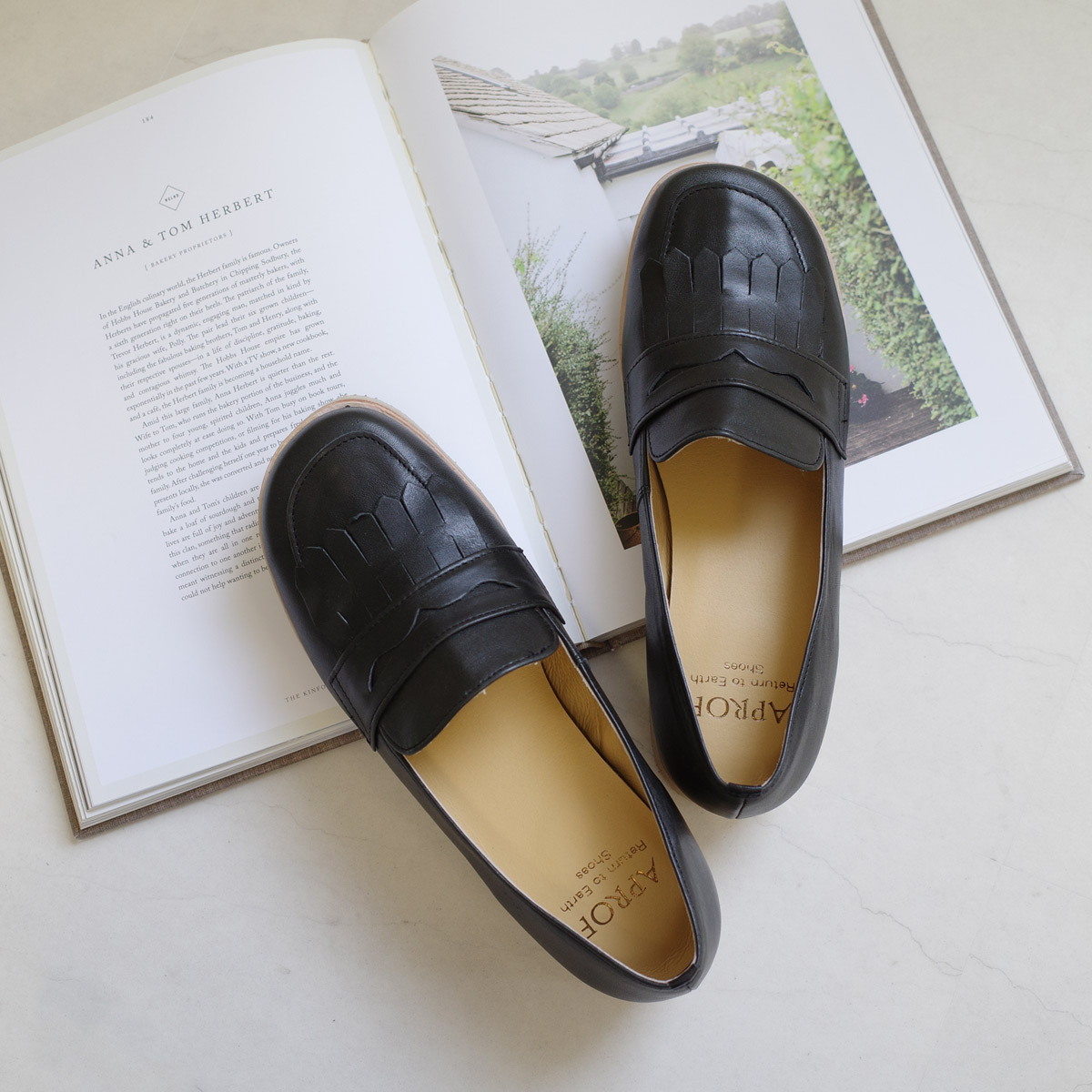 APROF 女用低跟地球永續經典流蘇樂福鞋