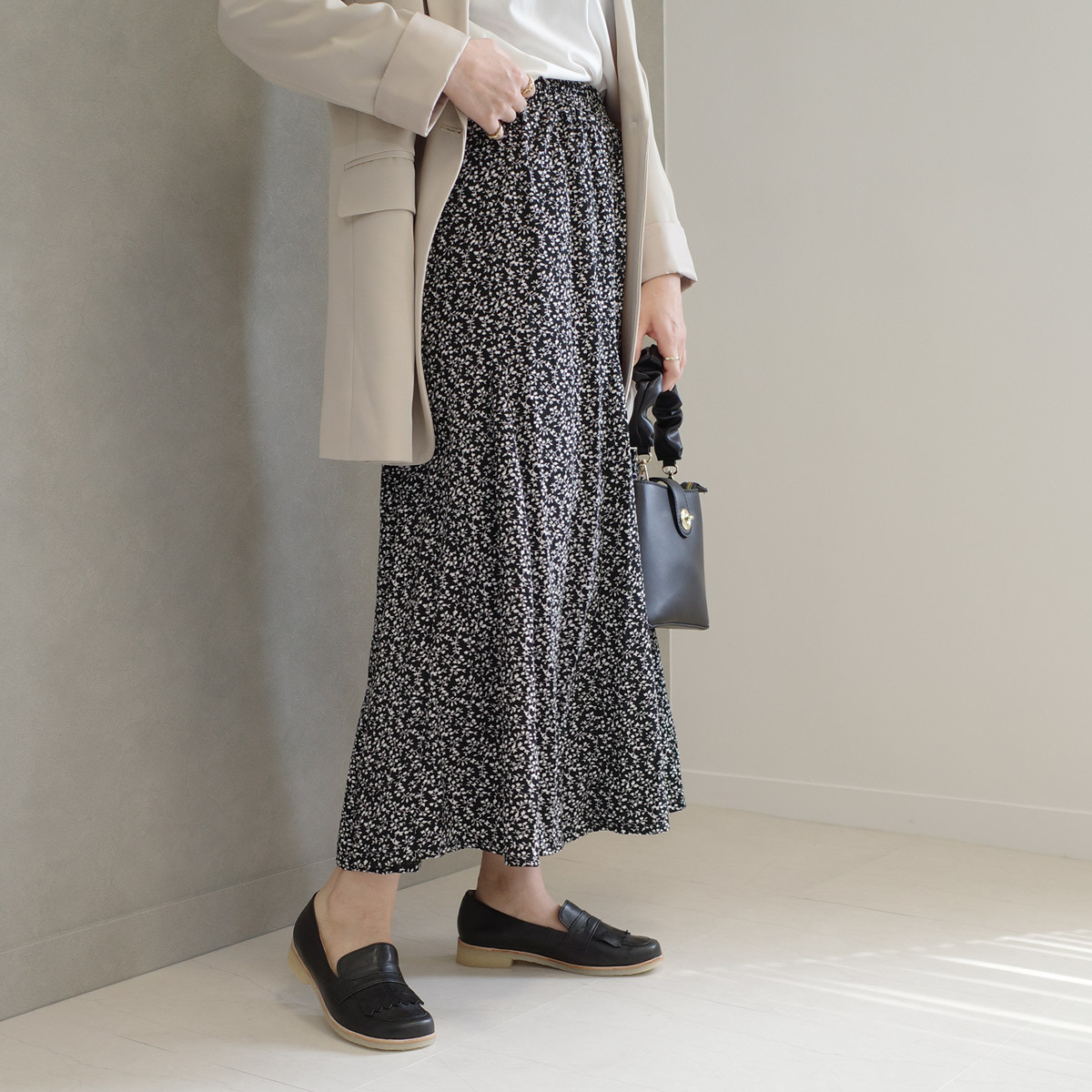 APROF 女用低跟地球永續經典流蘇樂福鞋