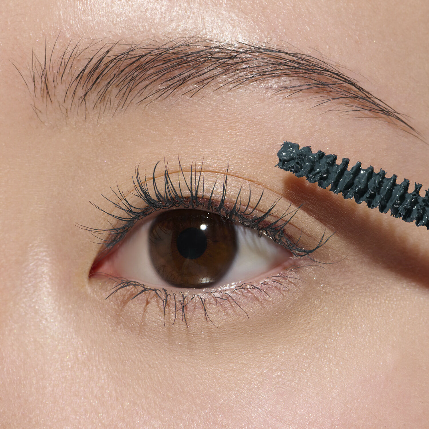 LUNASOL Feathery Defining Mascara