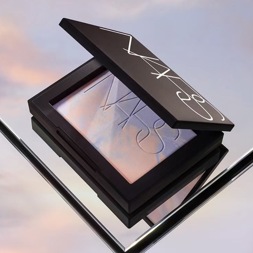 限量｜Nars裸光幻彩蜜粉餅#星雲紫