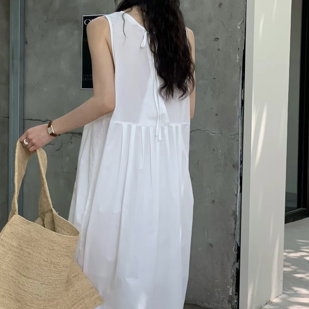 E18後交錯綁帶前大口袋壓摺背心洋(白)