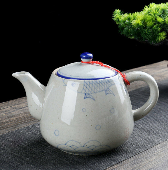 Hotly recommended household ceramic handle pot (hand-painted by Xiaoyu) [capacity 1L]