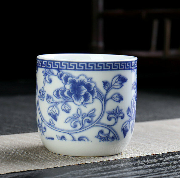 Hot style household 100ml ceramic tea cup (moire flower)
