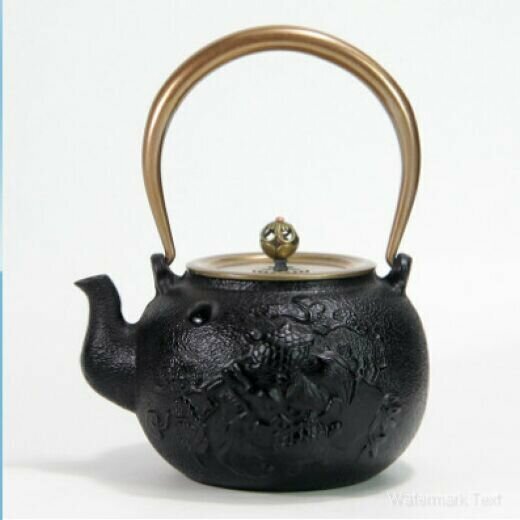 Hot push iron kettle for boiling water and making tea (Elegant Turtle Crane Prolongs Life)