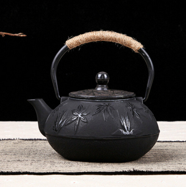 熱推鐵壺煮茶壺燒水壺(0.8L楓葉黑帶茶網)