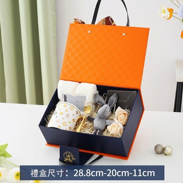 Hot recommended ceramic cup in gift box (orange gift box and white glaze cup souvenir set)