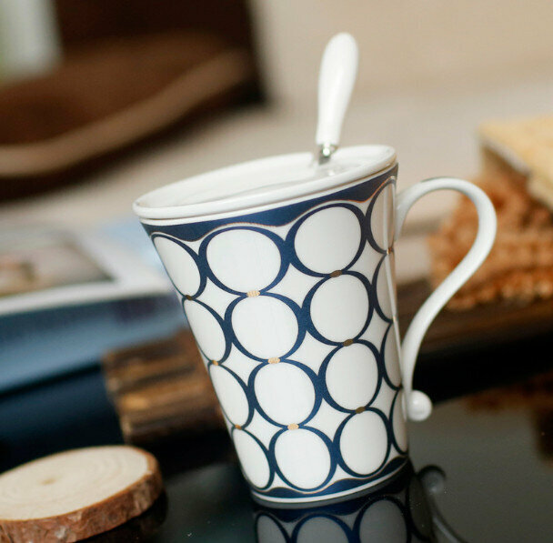Popular creative mug ceramic mug couple mug (remarkable capacity 300ML)
