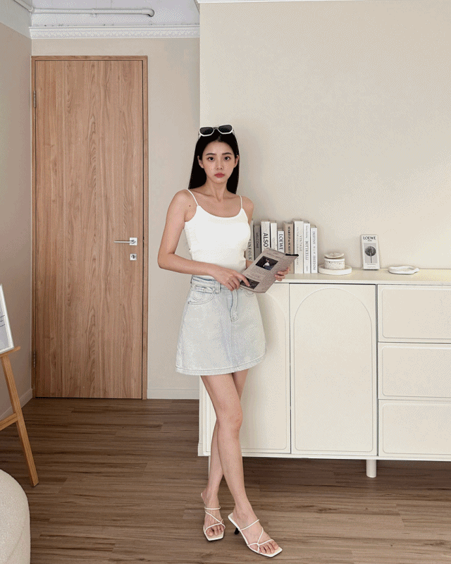 LINA LINA俏麗好感純色牛仔褲裙-淺藍S