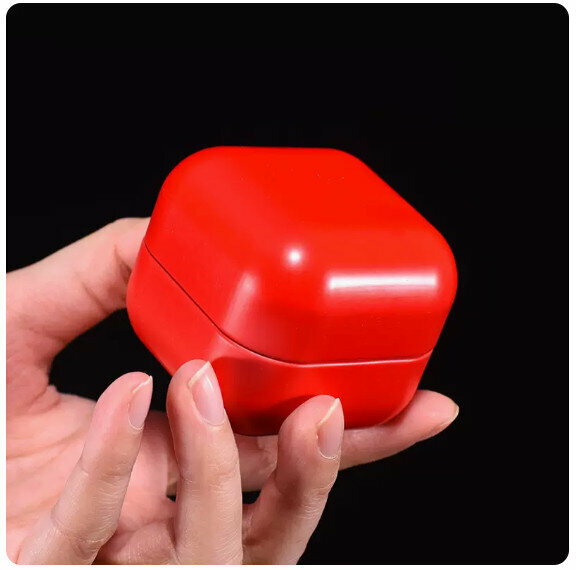 Popular tea cans [rounded square cans Chinese red]