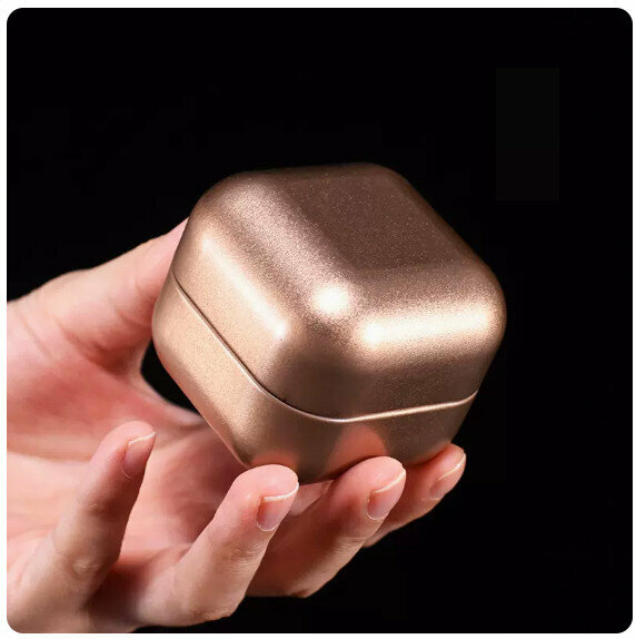 Popular tea cans [rounded square cans with frosted gold]